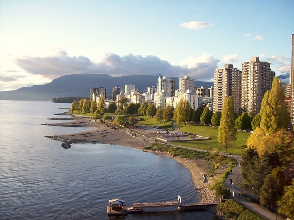 English_Bay,_Vancouver,_BC.jpg
